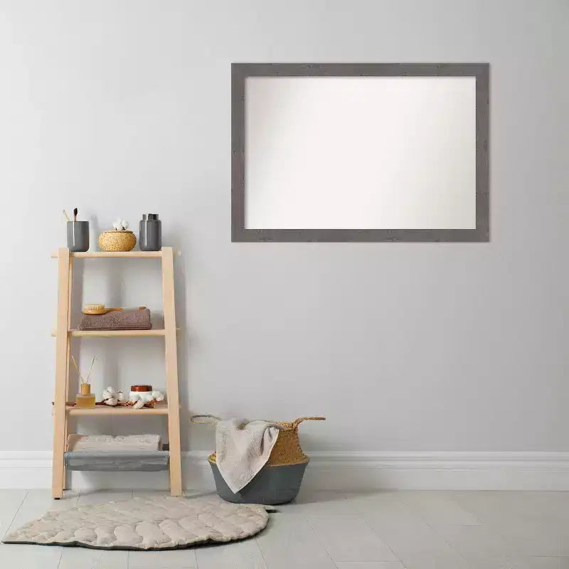 Miroir mural étroit en planches rustiques 40" x 28" pour meuble-lavabo de salle de bain - Amanti Art : Quincaillerie de montage incluse