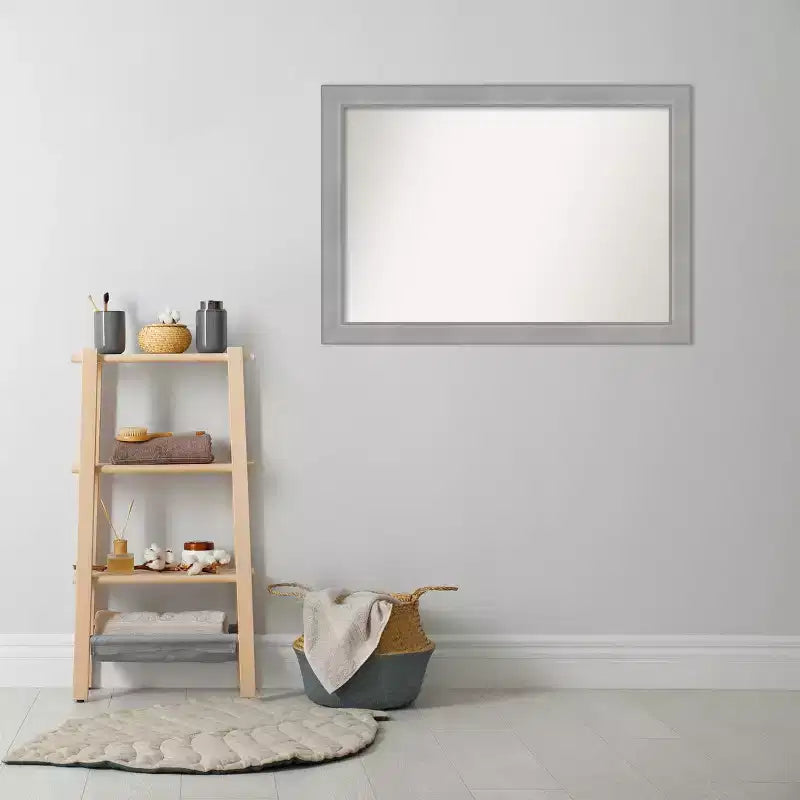 Miroir Mural de Salle de Bain Amanti Art 40"x28" Vista Non Biseauté en Nickel Brossé : Rectangulaire Moderne, Mural, Fixations Incluses