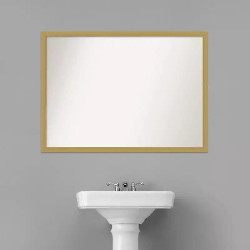 Miroir mural étroit non biseauté pour salle de bain Grace 40"x29" Or brossé - Amanti Art : Rectangle moderne, Cadre en polystyrène