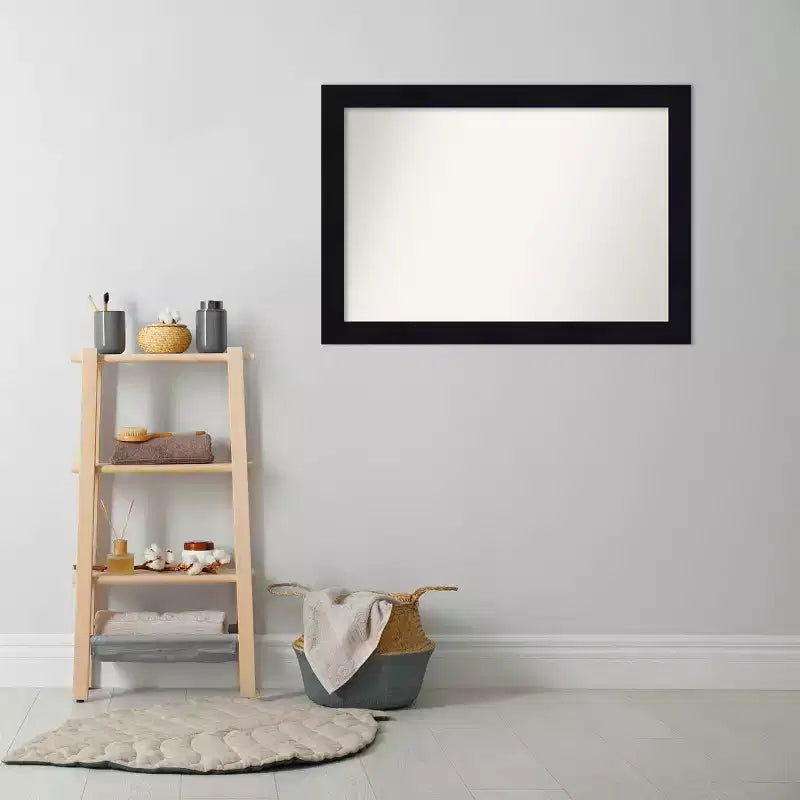 Miroir mural de salle de bain en bois de 40 x 28 po à rainures et languettes, non biseauté, bleu marine – Amanti Art : Rectangulaire, quincaillerie de montage incluse