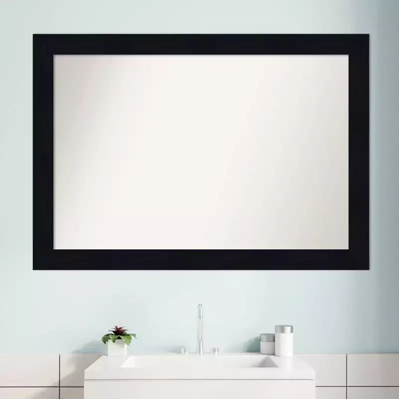 Miroir mural de salle de bain en bois de 40 x 28 po à rainures et languettes, non biseauté, bleu marine – Amanti Art : Rectangulaire, quincaillerie de montage incluse