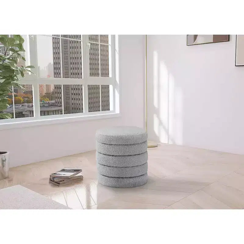 Pouffe/Tabouret en Tissu Bouclé Aphia