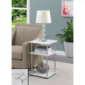 Table d'appoint à trois niveaux Belmont avec pieds en acier inoxydable, étagères ouvertes en aggloméré, design contemporain moderne et élégant