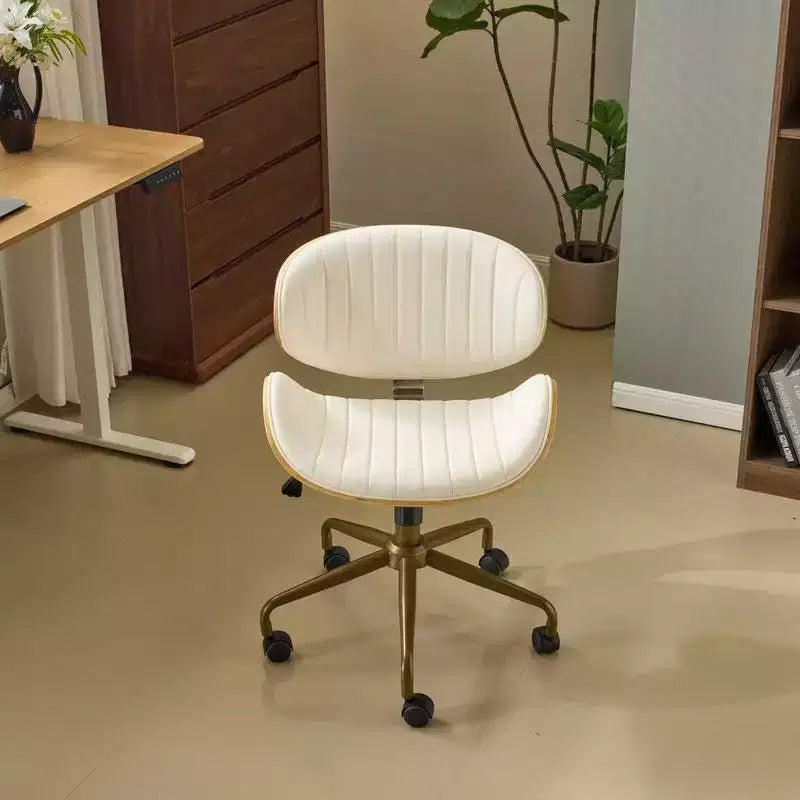 Karl Home | Chaise de bureau courbée en PU avec piètement bronze antique