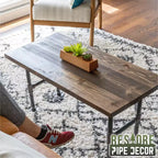 Plateau de table basse RESTORE Trail en bois massif marron par Pipe Decor
