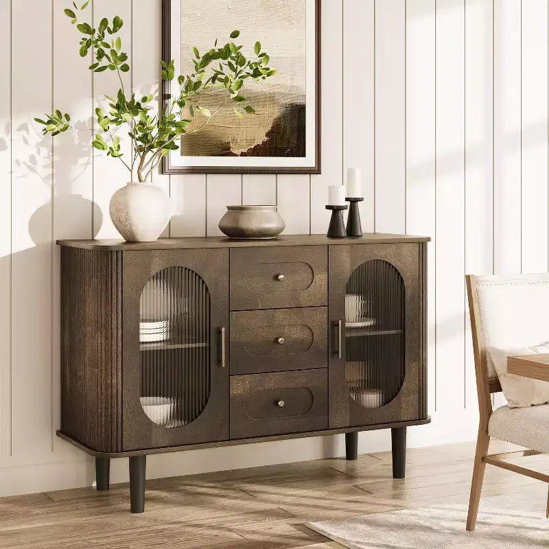 CuisinSmart Buffet de salle à manger avec 2 portes en verre cannelé et 3 tiroirs, meuble de bar à café de style ferme avec étagères réglables pour cuisine et salon