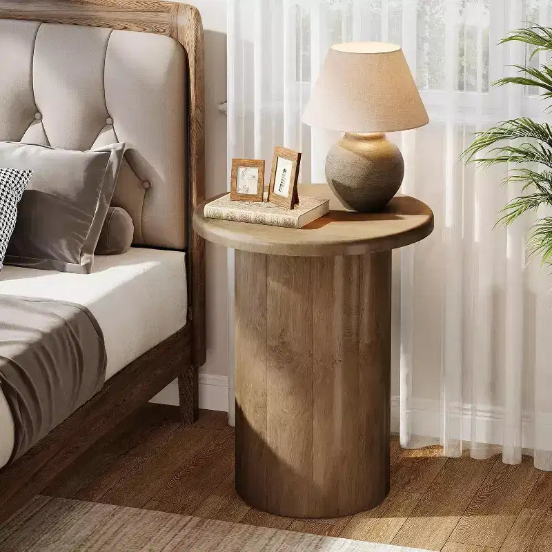 Table d'appoint ronde Lantine avec base cannelée, table de chevet de 50,8 cm, pour salon, chambre à coucher, petits espaces, marron rustique