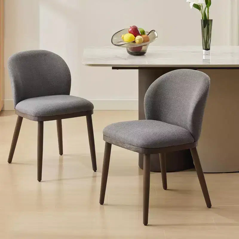 Lot de deux chaises de salle à manger, assises rembourrées, pieds en bois, design ergonomique, capacité de poids de 120 kg, idéales pour les salles à manger.