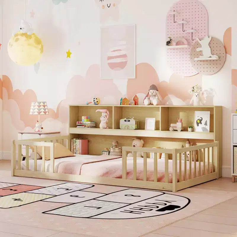 Lit au sol Montessori une place Costway avec étagères de rangement et barrières de sécurité Rose/Naturel/Blanc/Gris