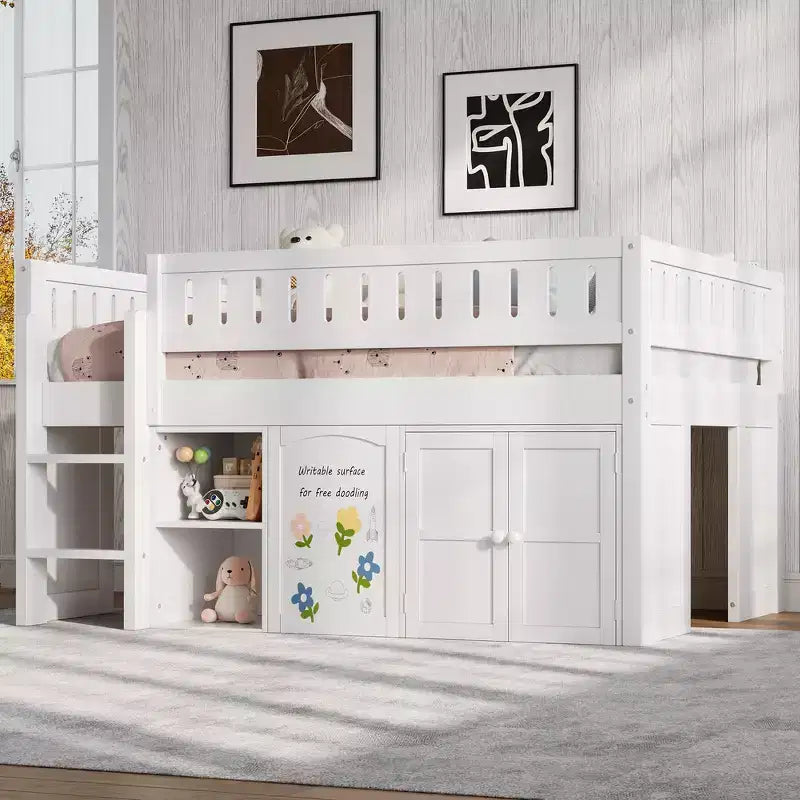Lit mezzanine Whisen de taille standard avec armoire de rangement et tableau noir, peu encombrant et élégant