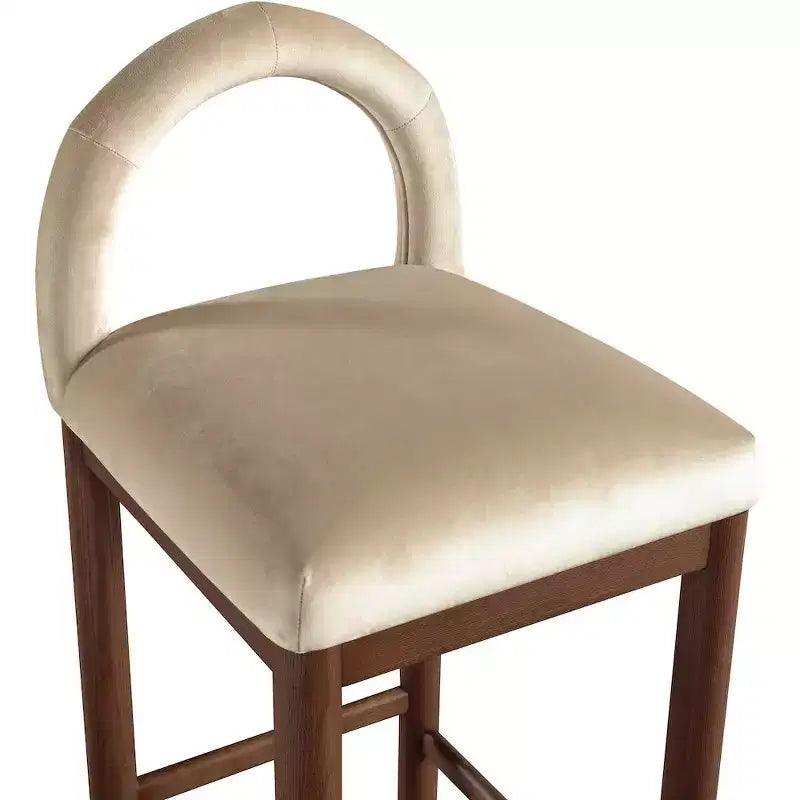 Meridian Furniture, Tabouret de comptoir en velours Conrad
