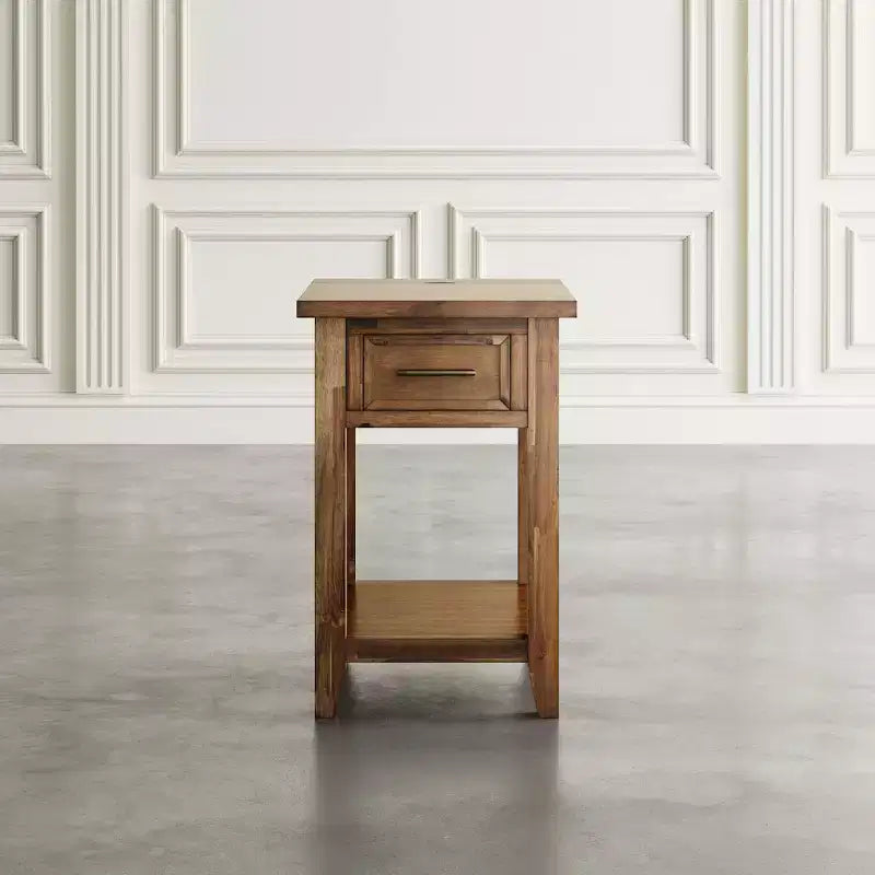 Table d'appoint de chevet Jofran Claremont de style rustique transitoire en bois avec port USB de chargement et rangement