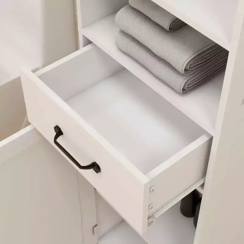 MAYEERTY Armoire étroite haute à double porte, meuble de rangement autonome avec espace fermé pour couloir et salle de bain