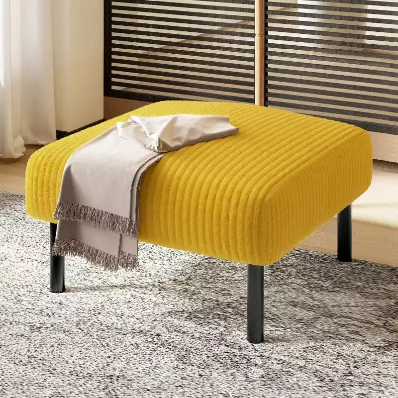 TUYOHW Petit Pouf sur Pieds, Repose-Pieds en Velours Côtelé de 56 cm, Capacité de 200 kg, Tabouret Rembourré Carré pour Salon, Chambre, Entrée