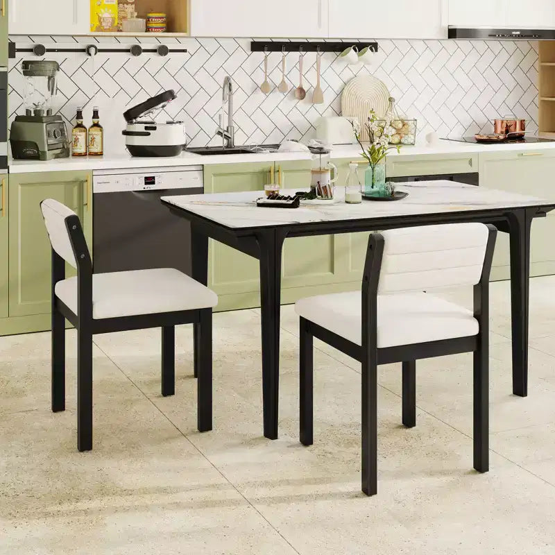 Lot de 4 chaises de salle à manger Costway en fausse fourrure de mouton, chaises de cuisine rembourrées avec cadre en bois, blanc