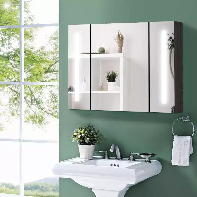 Armoire à pharmacie lumineuse à LED avec miroir, armoire de salle de bain murale de 35,5 l x 25,5 H avec 3 compartiments, fonction mémoire, chargement USB