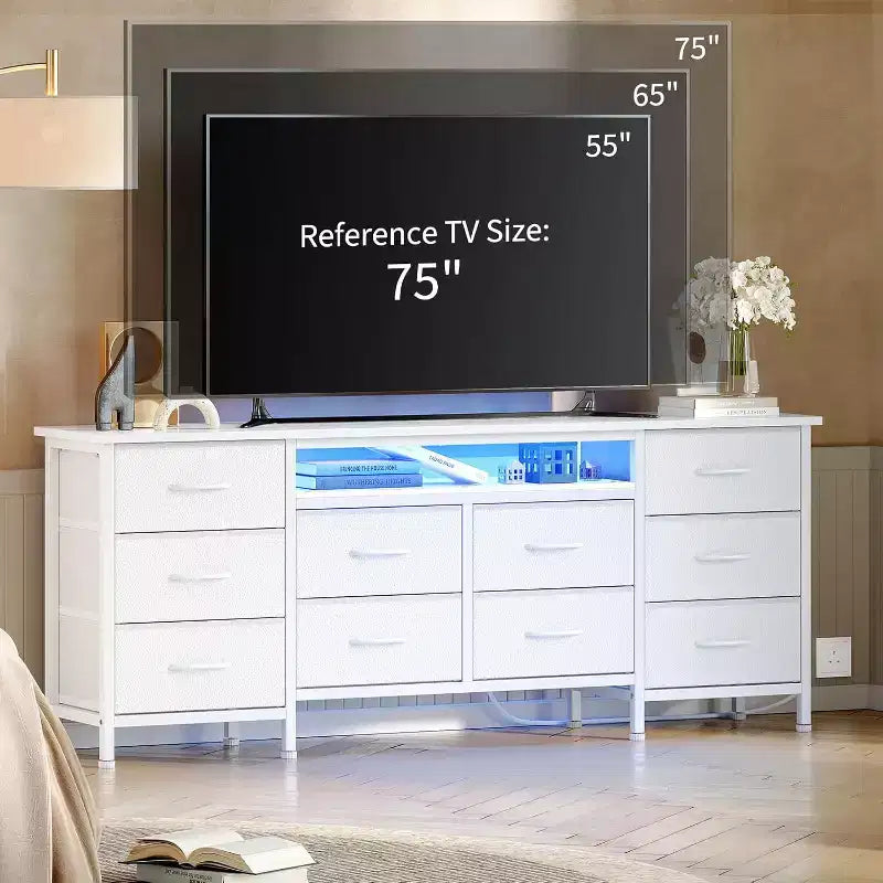 Meuble TV pour téléviseurs de 65, 70, 75 pouces, commode longue à 10 tiroirs avec prises de courant et lumières LED, meuble de divertissement de 63 pouces avec tiroirs de rangement