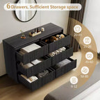 Commode 6 tiroirs KOLIGEY 119 cm de large avec panneaux cannelés ondulés
