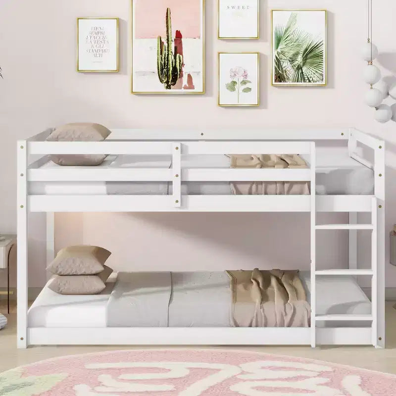 Bellemave Lit Superposé Jumeau sur Jumeau à Hauteur Réduite pour Enfants, Cadre en Bois Massif avec Grande Échelle, Lattes Robustes, Conception Gain de Place, Plusieurs Couleurs