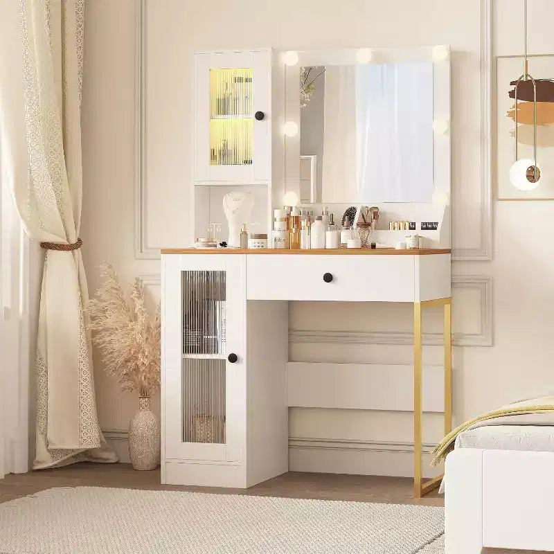 Coiffeuse moderne avec miroir, station de recharge, tiroirs de rangement spacieux et armoires à portes acryliques, table de maquillage en bois pour chambre à coucher