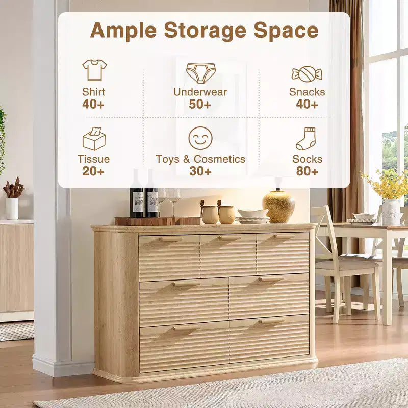 Commode Zeus & Ruta Fluted 52 moderne en bois avec 7 tiroirs, design incurvé pour rangement dans le salon et le couloir