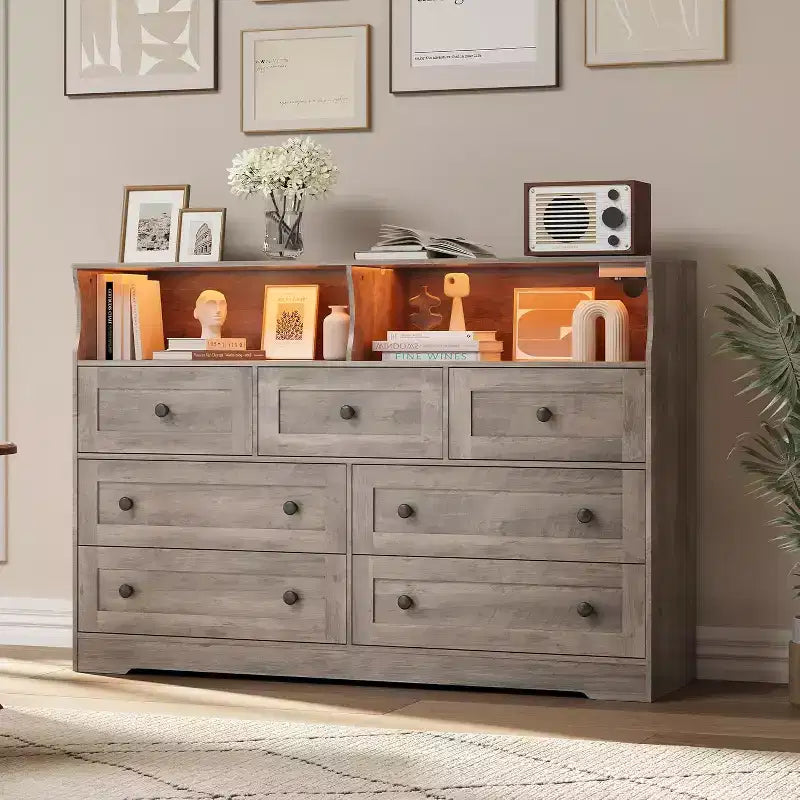 Commode Acekool à 7 tiroirs avec station de charge, commode moderne avec compartiments ouverts, éclairage d'appoint, organisateur de rangement pour chambre et placard