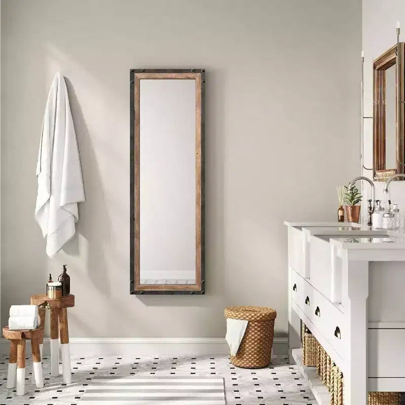 Miroir sur pied 16x48 pleine longueur, grand miroir rustique à poser, à suspendre, long miroir mural en bois et métal, style ferme, marron