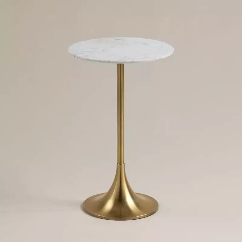 Studio 55D Studio 55 Petite table d'appoint 24 avec plateau en marbre blanc et base finition dorée