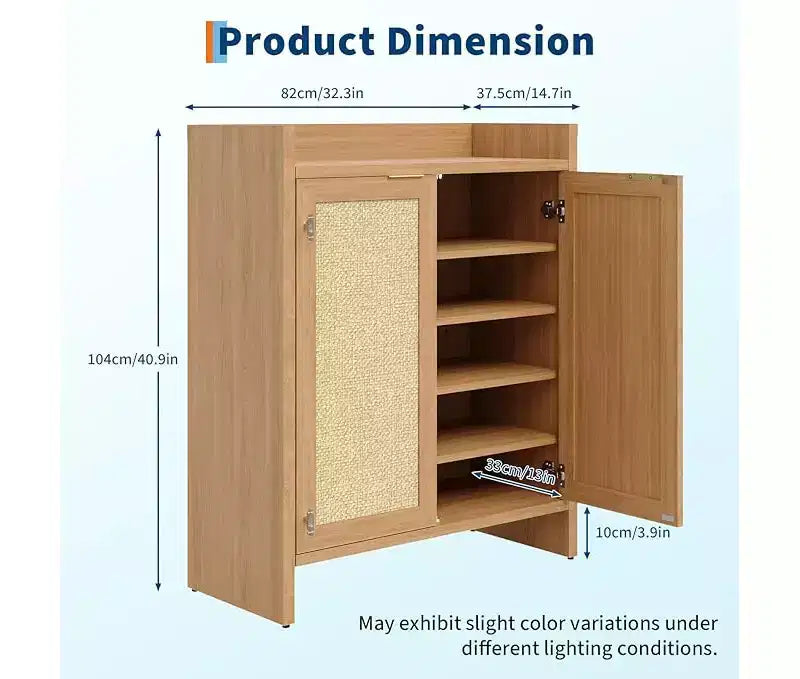 Meuble à chaussures en rotin avec portes en rotin ventilées et finition chaleureuse en grain de bois, étagères réglables pour un rangement flexible