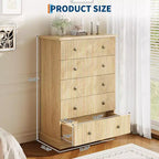Commode haute 5 tiroirs cannelée avec poignées métalliques, rangement en bois peu encombrant pour appartement et chambre d'amis
