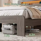 Lit plateforme moderne en bois GDFStudio Lyvi avec tête de lit de rangement et éclairage LED