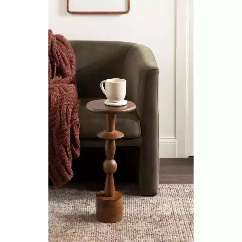 Table d'appoint Kate and Laurel Avenal, 9x9x22, Noyer Marron