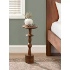 Table d'appoint Kate and Laurel Avenal, 9x9x22, Noyer Marron