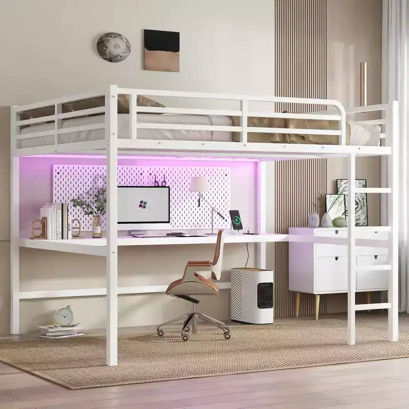 Lit mezzanine Bellemave en métal, taille Queen, avec prise de courant et éclairage LED, peu encombrant, réduction du bruit, blanc