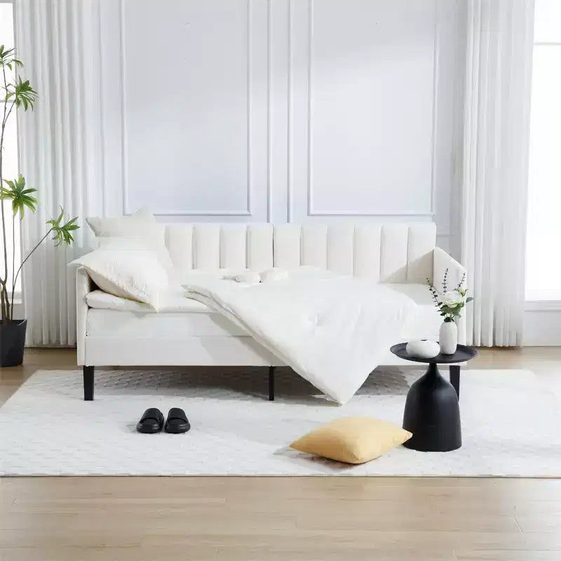 Canapé-lit double en velours avec dossier capitonné côtelé, support robuste à lattes, couchage rembourré blanc pour chambre ou salon, aucun sommier tapissier requis