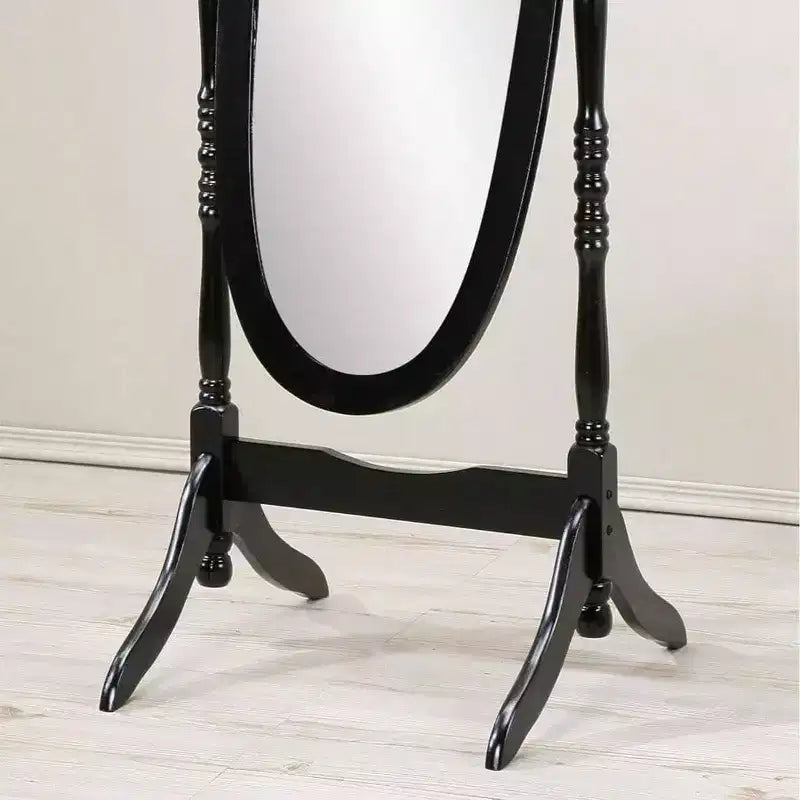 Miroir de courtoisie traditionnel de style « Black Queen Anne ». Miroir inclinable sur pied pleine longueur pour une décoration intérieure élégante