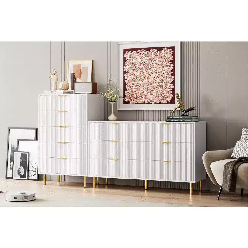 Acekool Commode Blanche à 5 Tiroirs pour Chambre à Coucher, Commode de Rangement Moderne avec Poignées Dorées, Grands Tiroirs, Meuble de Rangement pour Salon, Couloir, Bureau
