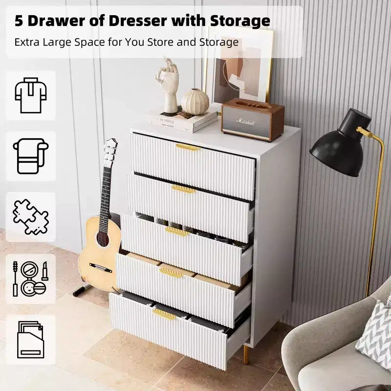 Acekool Commode Blanche à 5 Tiroirs pour Chambre à Coucher, Commode de Rangement Moderne avec Poignées Dorées, Grands Tiroirs, Meuble de Rangement pour Salon, Couloir, Bureau