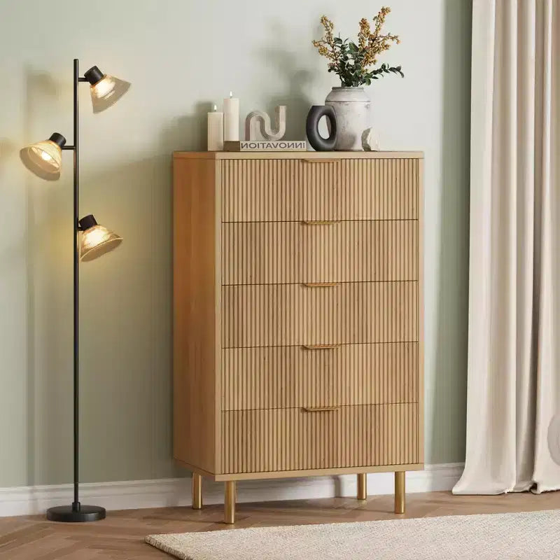Acekool Commode Blanche à 5 Tiroirs pour Chambre à Coucher, Commode de Rangement Moderne avec Poignées Dorées, Grands Tiroirs, Meuble de Rangement pour Salon, Couloir, Bureau