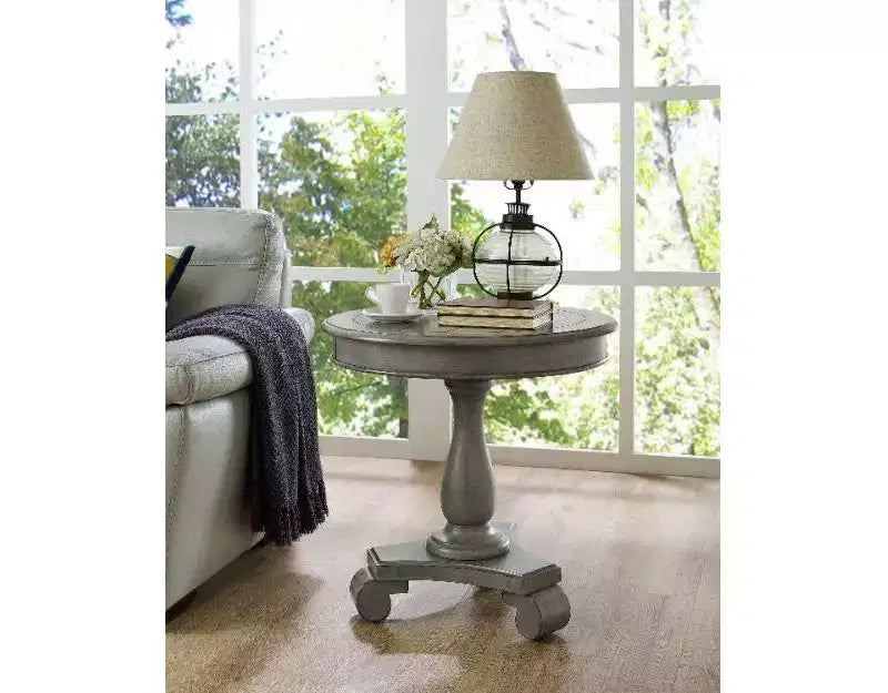 Table d'appoint ronde sur pied TUYOHW, table de bout traditionnelle de 66 cm avec pieds sculptés, petite table basse intemporelle pour salon et chambre
