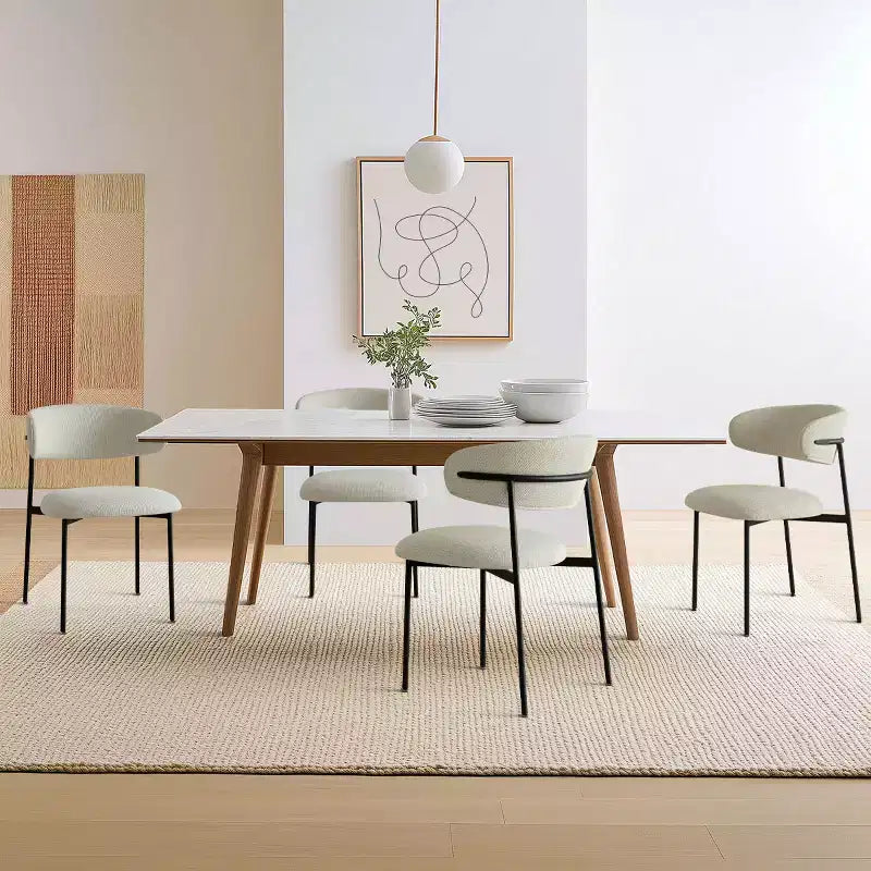 Lot de 4 Chaises de Salle à Manger Rembourrées, Chaises de Cuisine Confortables à Dossier Incurvé avec Large Assise en Tissu et Pieds en Métal Noir - Panipeachy