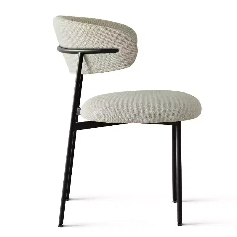 Lot de 4 Chaises de Salle à Manger Rembourrées, Chaises de Cuisine Confortables à Dossier Incurvé avec Large Assise en Tissu et Pieds en Métal Noir - Panipeachy