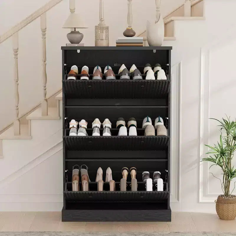 Meuble à chaussures cannelé avec 3 tiroirs basculants, meuble de rangement étroit en bois avec étagères réglables et amovibles, meuble à chaussures fin sur pied.