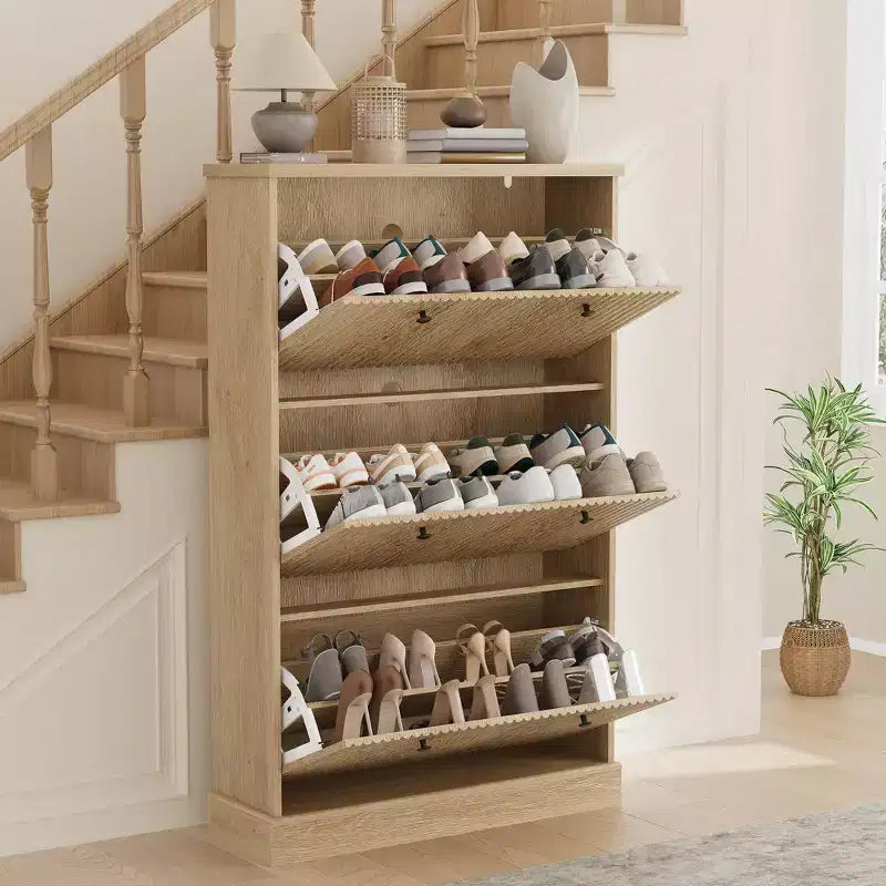 Meuble à chaussures cannelé avec 3 tiroirs basculants, meuble de rangement étroit en bois avec étagères réglables et amovibles, meuble à chaussures fin sur pied.