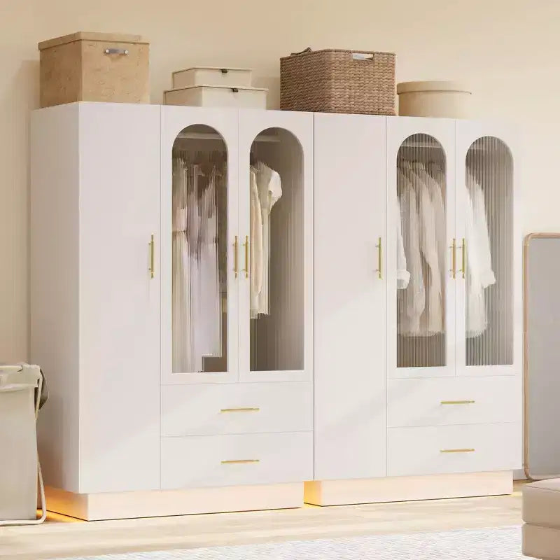 Acekool Armoire moderne 3 portes avec portes vitrées, tringles de suspension et tiroirs, grande armoire blanche pour chambre et salon