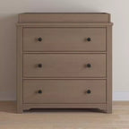 Commode 3 tiroirs Child Craft Harmony avec plateau à langer amovible, grand espace de rangement, kit anti-basculement inclus pour éviter le basculement, finition sécuritaire pour bébé