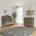 Commode 3 tiroirs Child Craft Harmony avec plateau à langer amovible, grand espace de rangement, kit anti-basculement inclus pour éviter le basculement, finition sécuritaire pour bébé