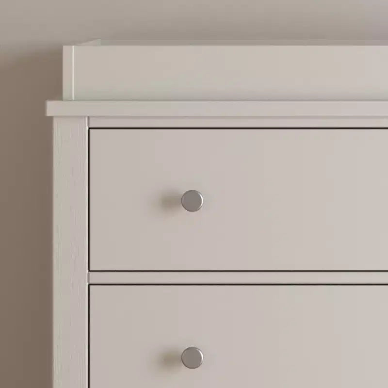 Commode 3 tiroirs Child Craft Harmony avec plateau à langer amovible, grand espace de rangement, kit anti-basculement inclus pour éviter le basculement, finition sécuritaire pour bébé