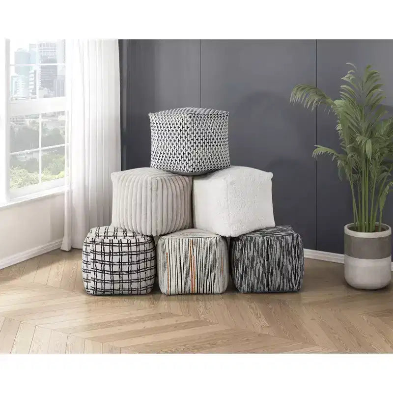 TUYOHW Pouf carré 16H Jacquard Chic Ottoman pour Salon, Tabouret Repose-Pieds Antidérapant, Pouf Poire, Capacité de 136 kg, Rayures Croisées Noires