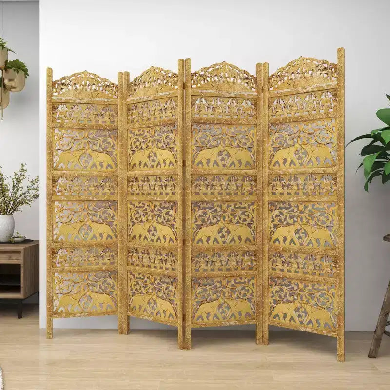 Paravent traditionnel à 4 panneaux finement sculpté doré - Olivia & May : feuille appliquée à la main, fabrication artisanale